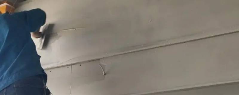 刮腻子掏管道技巧